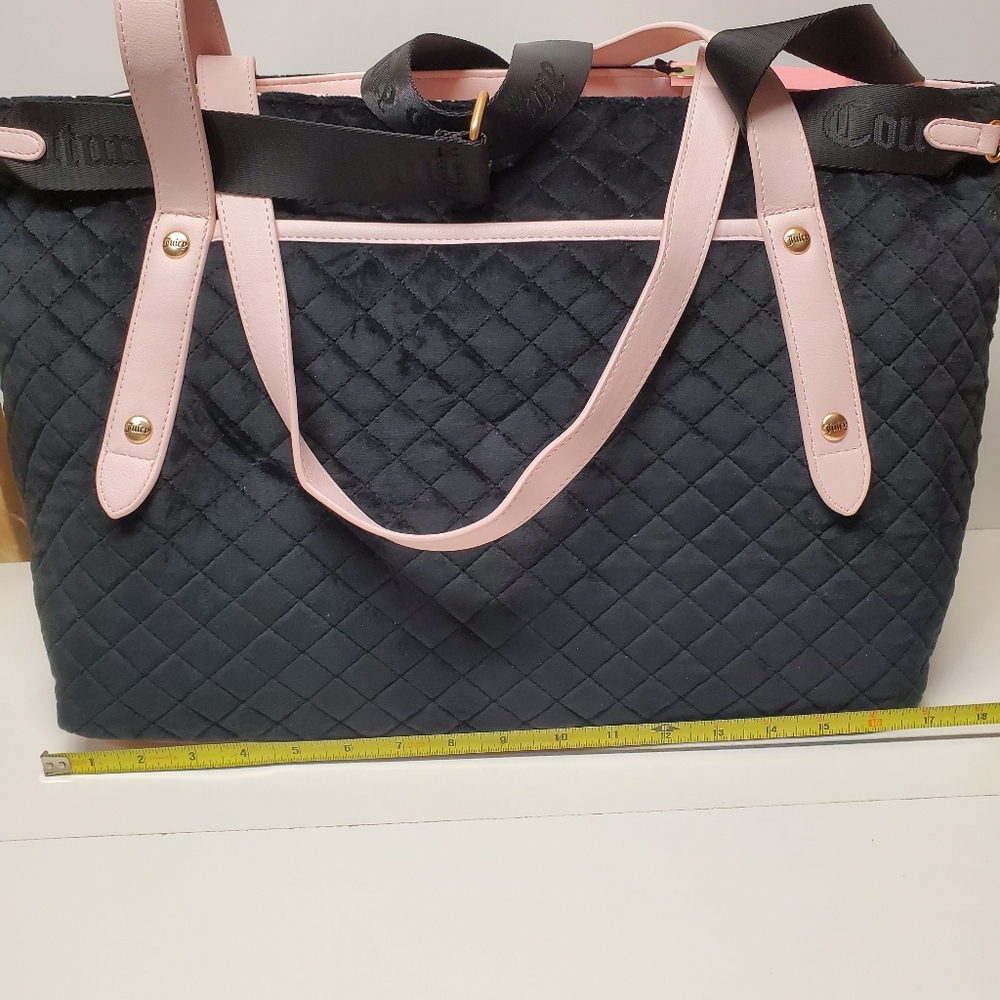 Juicy Couture Juicy tale weekender/ Travel/ Baby Bag black and pink quilted tote - Picture 3 of 7